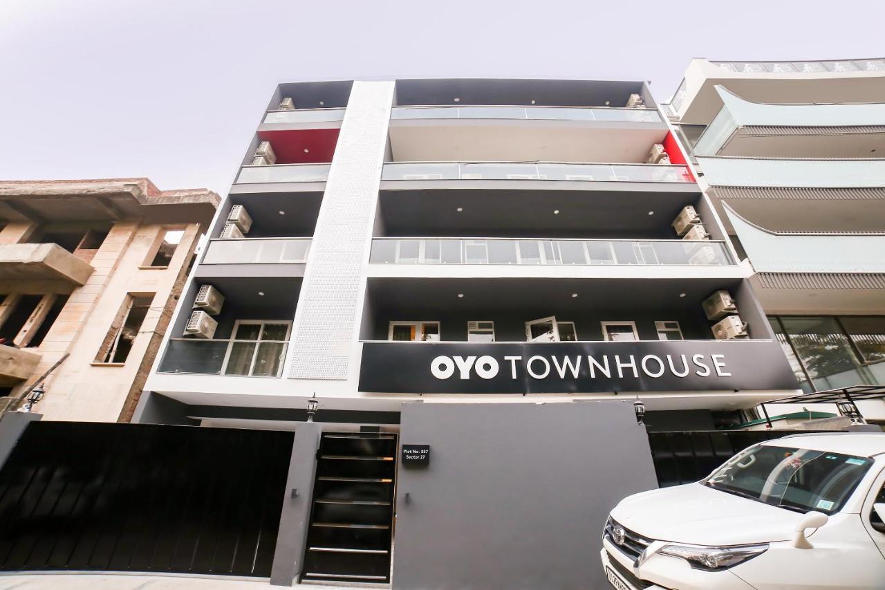 Отель Super Townhouse Near Appu Ghar Гургаон Экстерьер фото